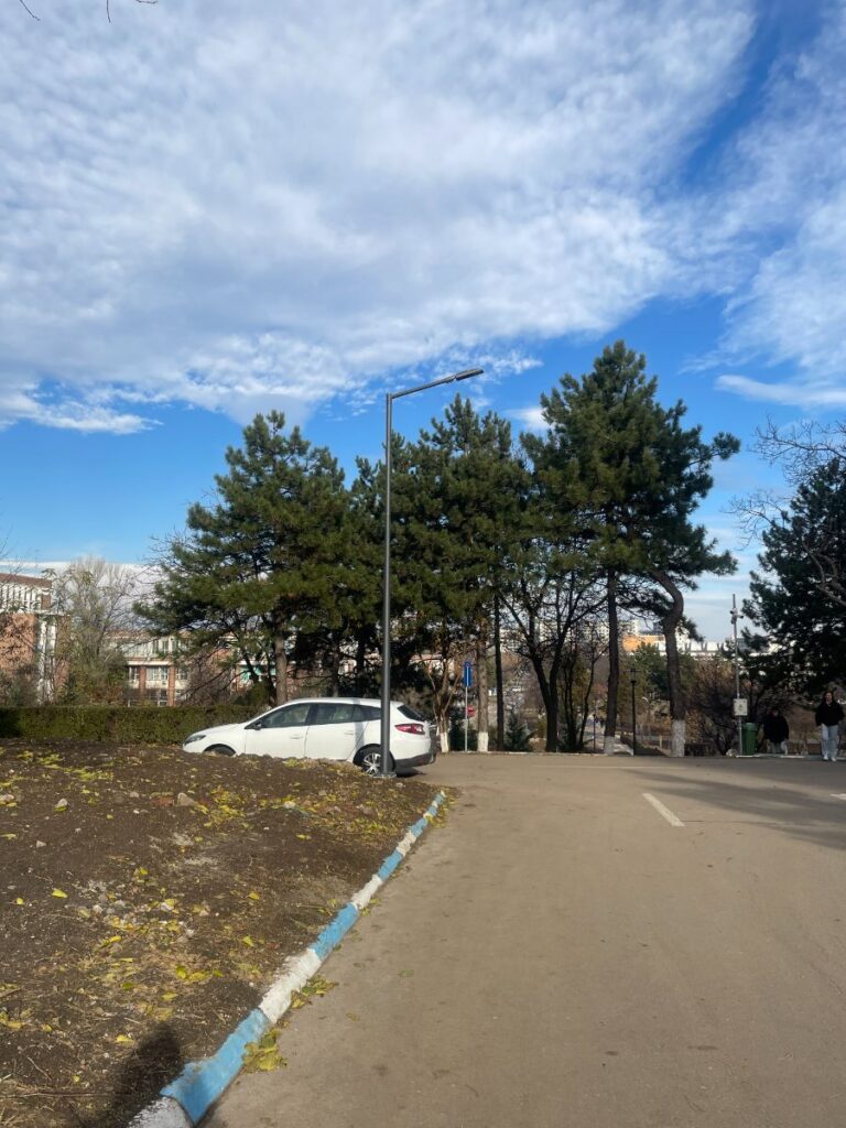 poteau éclairage aluminium