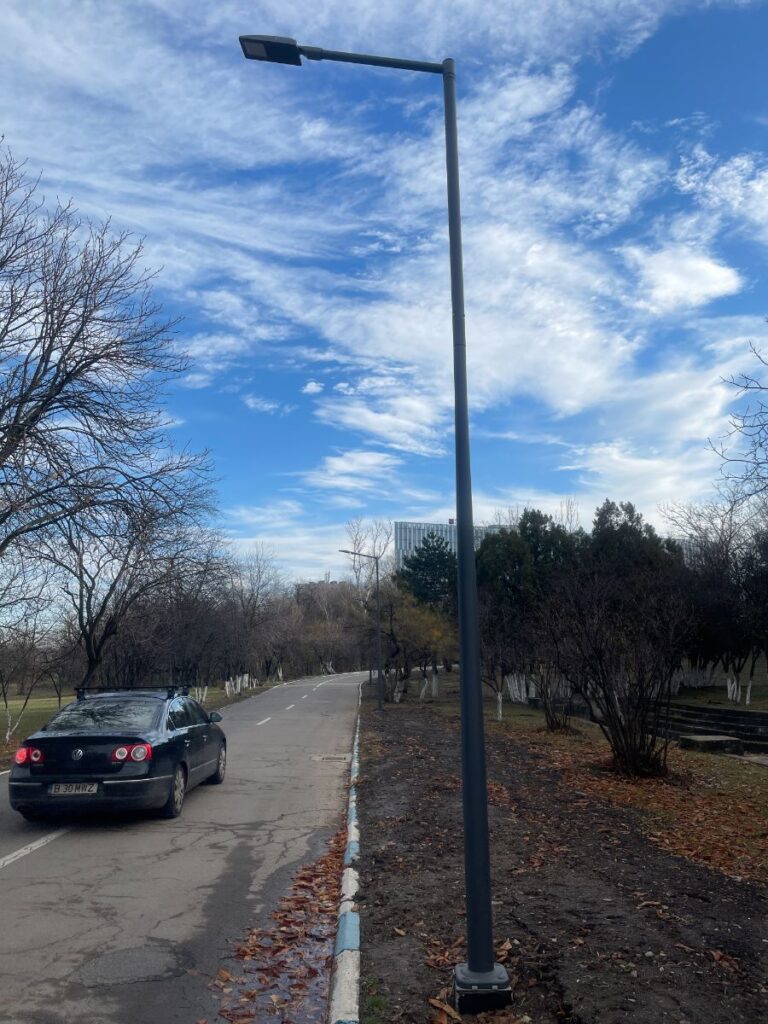 poteau éclairage aluminium