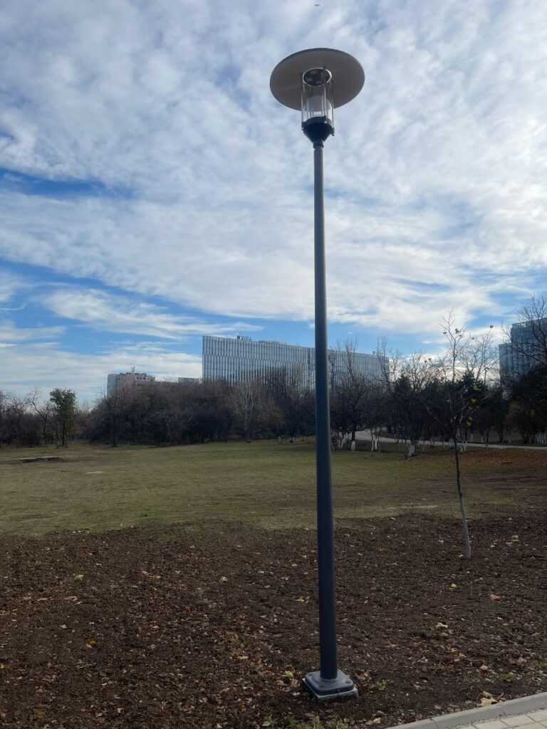 poteau éclairage aluminium