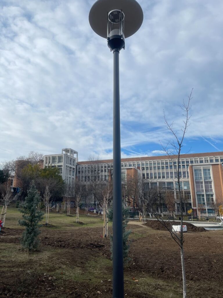 poteau éclairage aluminium